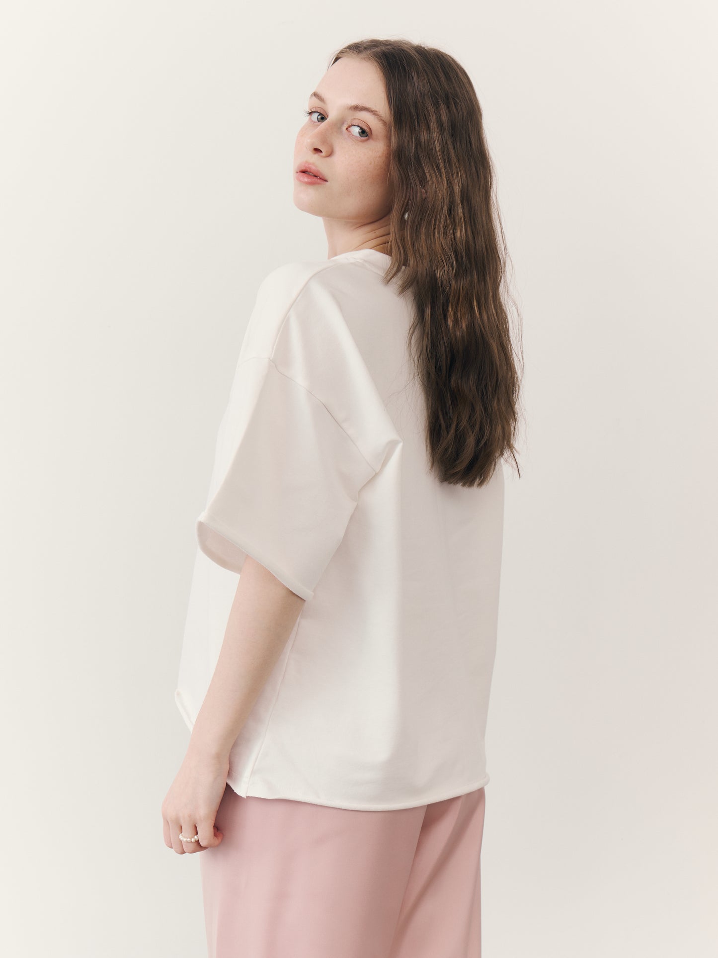 Футболка oversize молочна