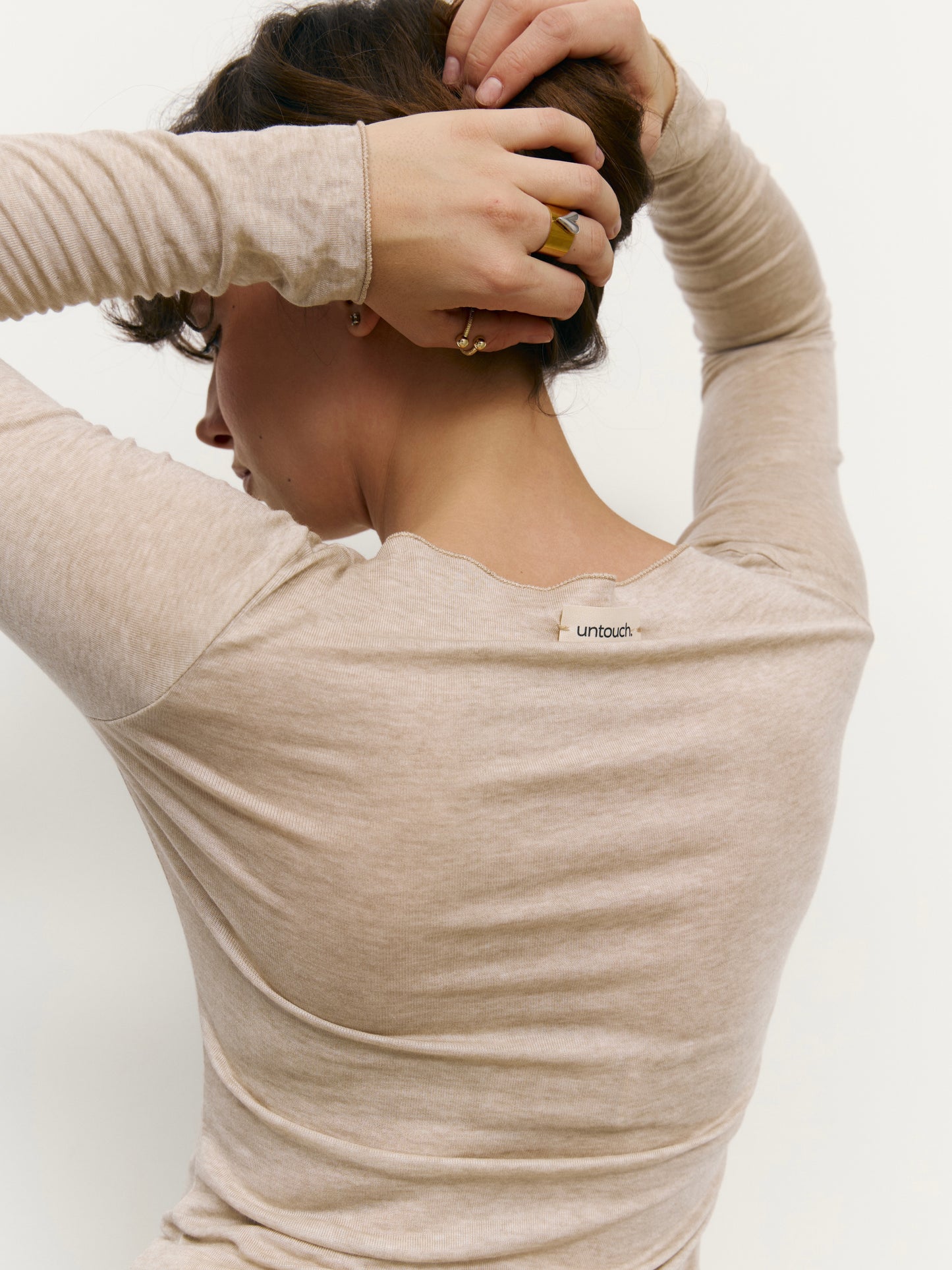 Лонгслів з кашеміру бежевий