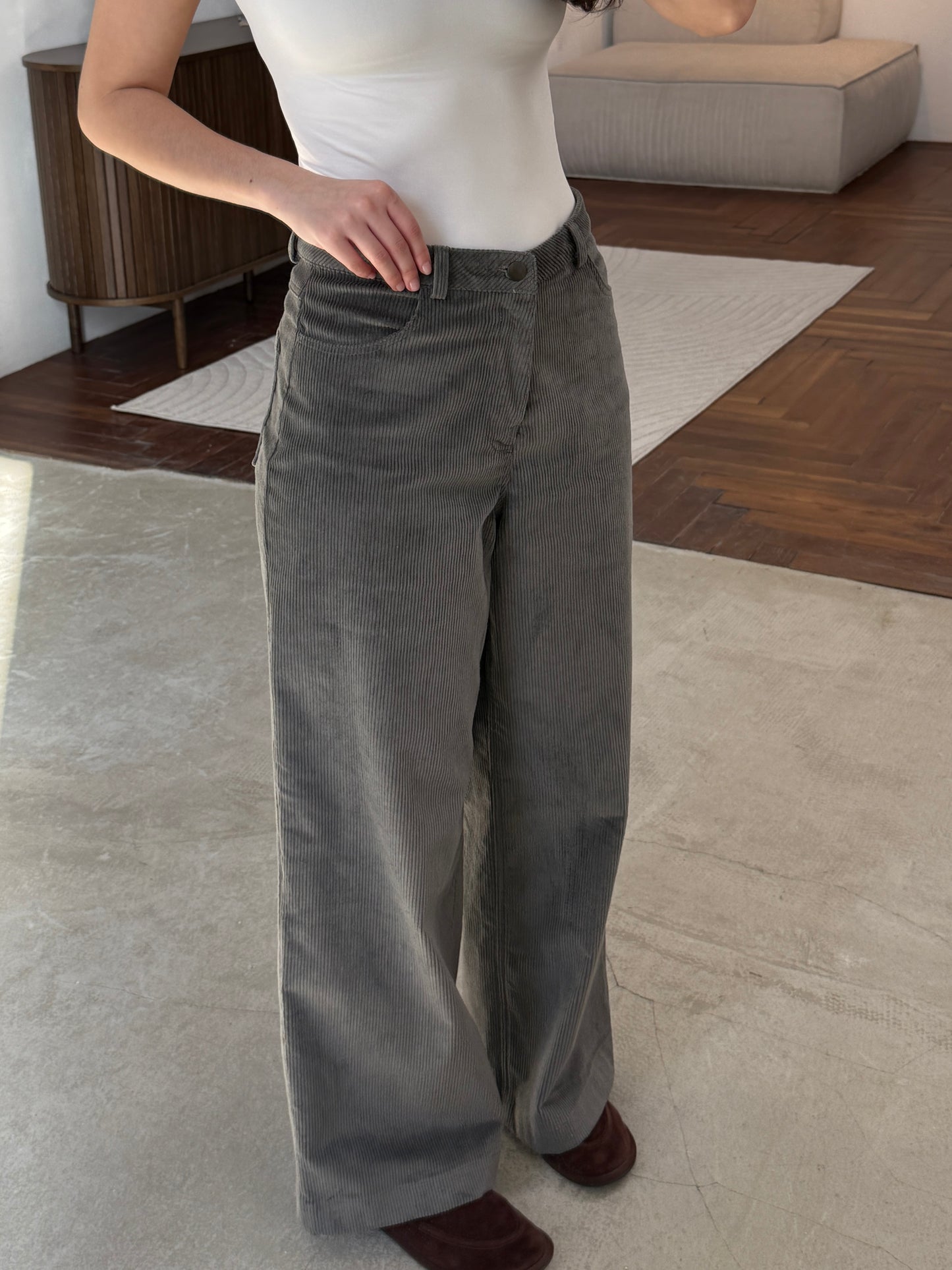 Вельветові штани сірі